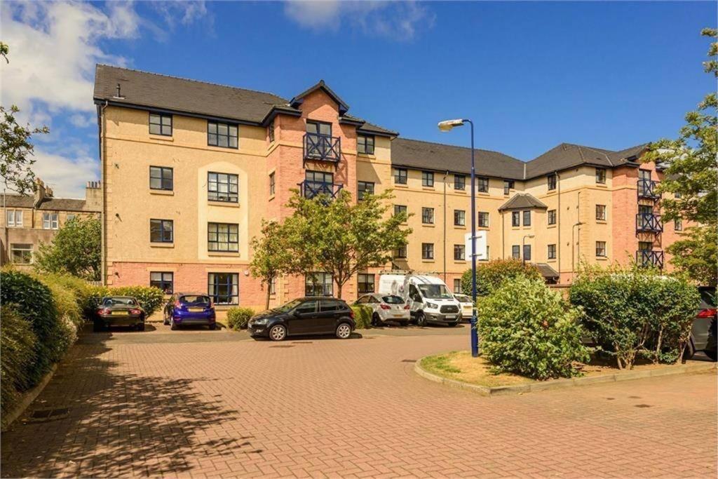 Cosy Roseburn Apartment, Edinburgh - 2 Bedrooms, Free Parking Exterior photo
